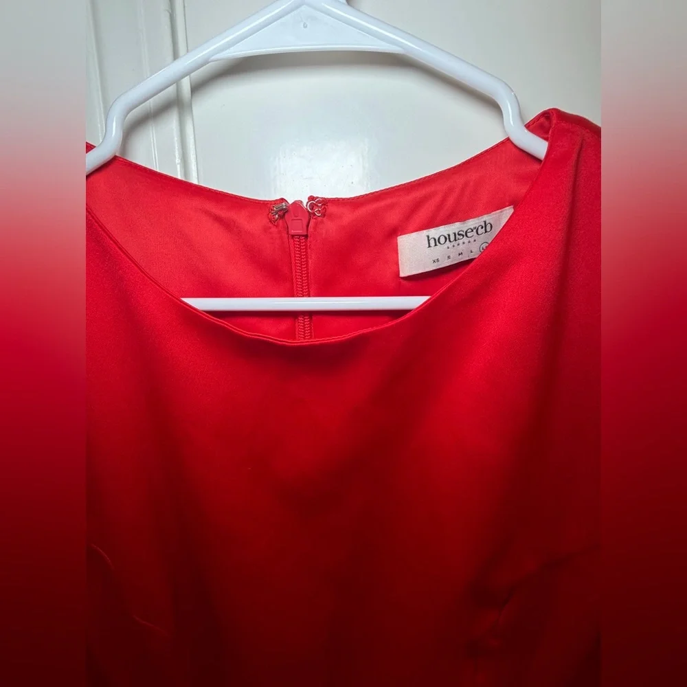 House of CB Sacha Satin Mini Dress in Red Size XL - Picture 12 of 13